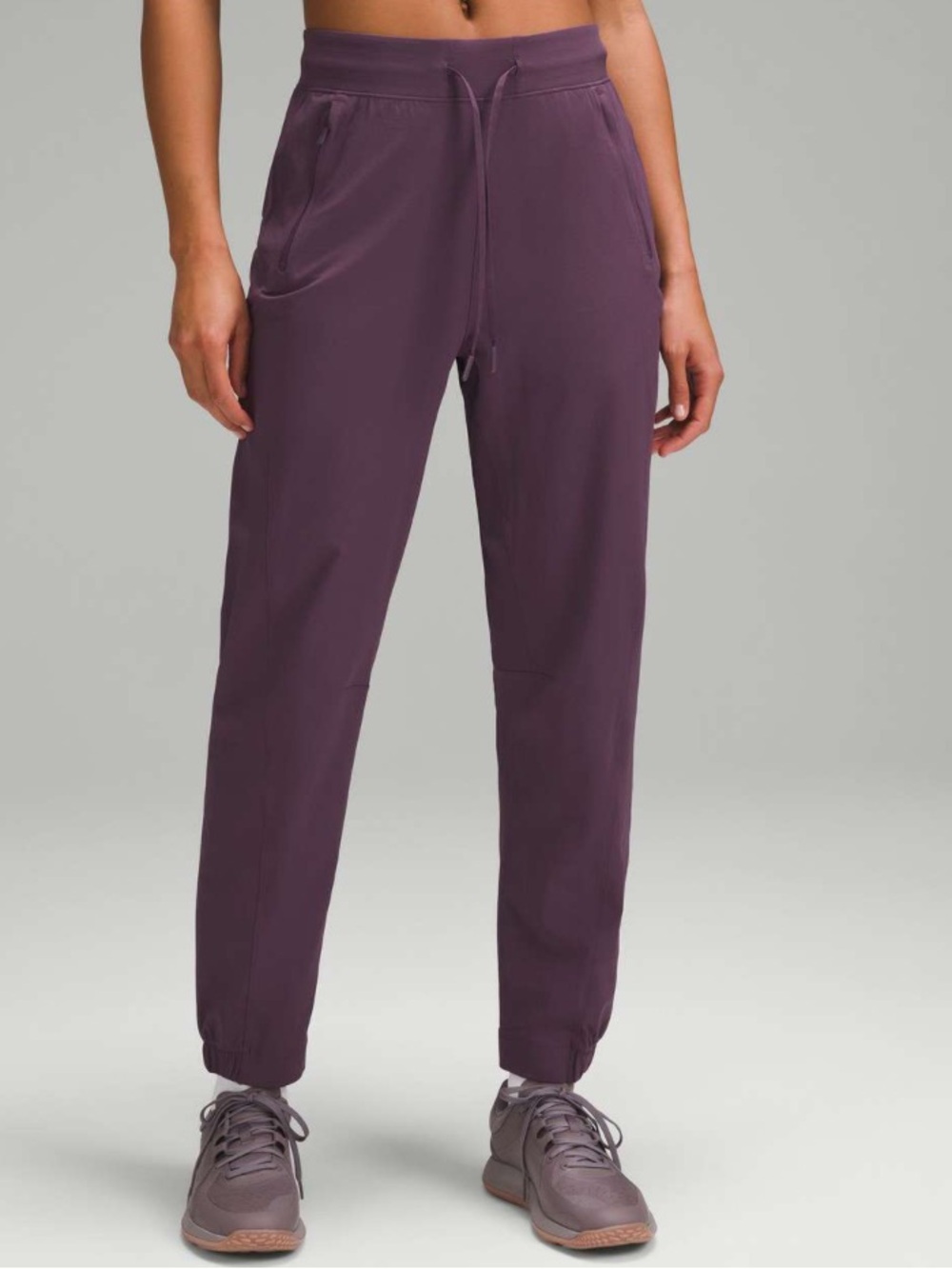 Lululemon Team Canada License to Train High-Rise Pant Grape Purple size 10